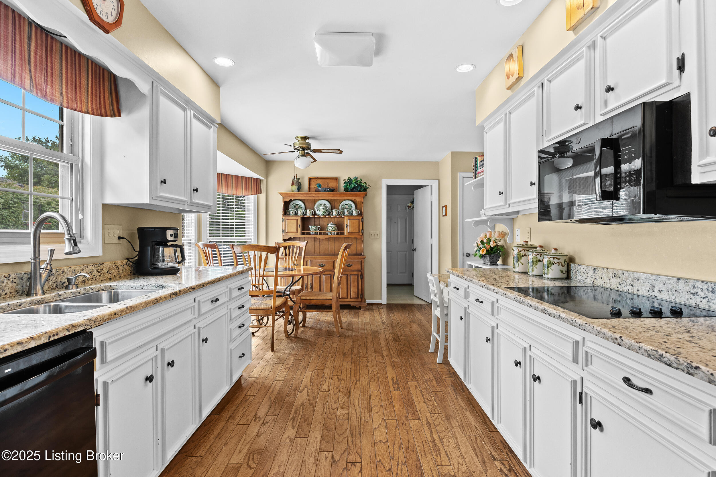 400 Edinburgh Pl, Louisville