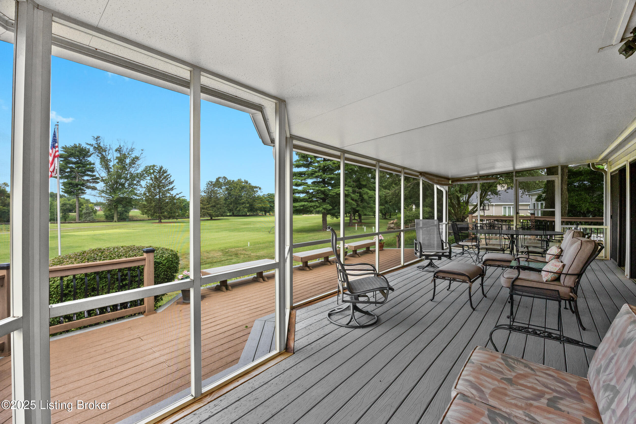 400 Edinburgh Pl, Louisville