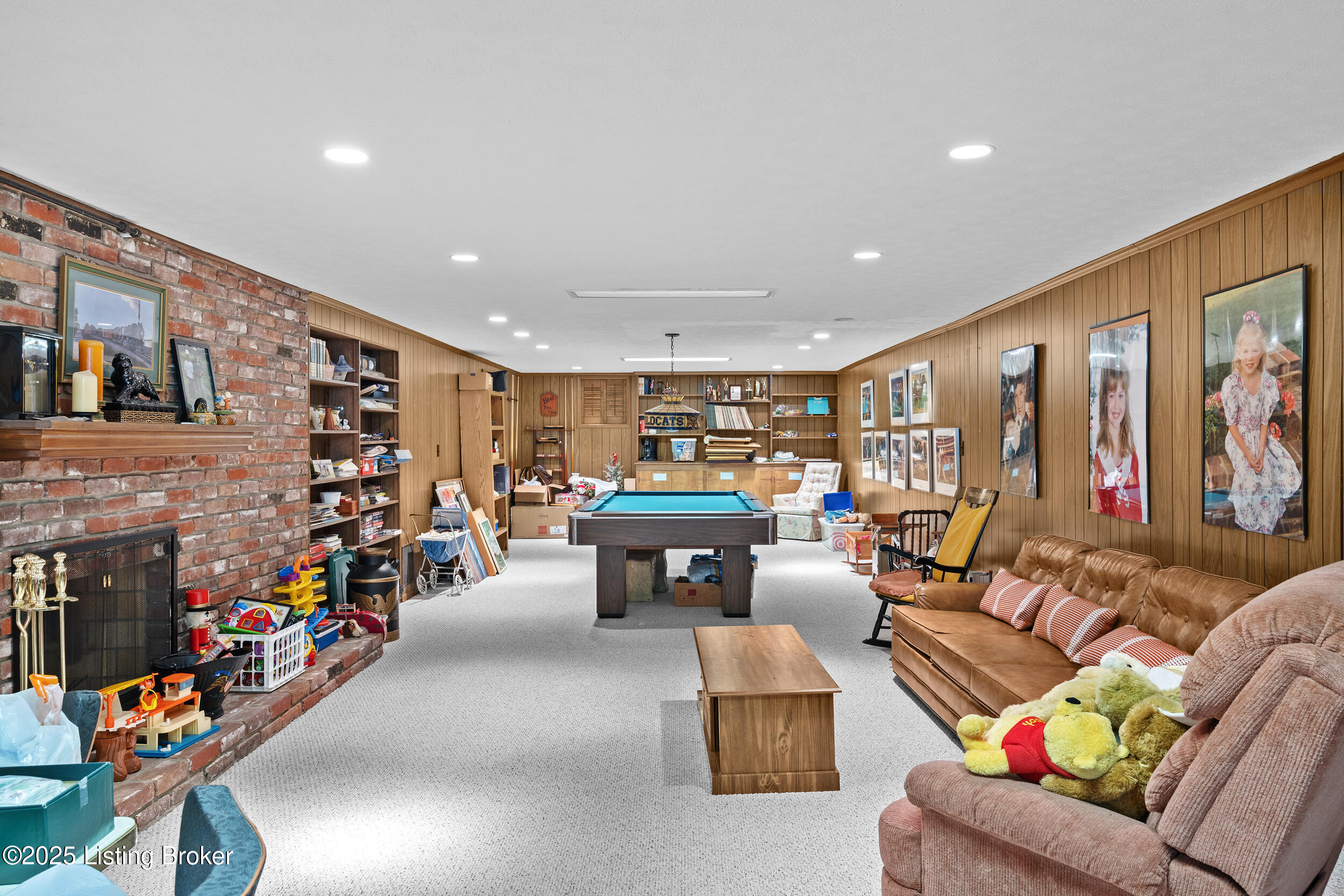 400 Edinburgh Pl, Louisville