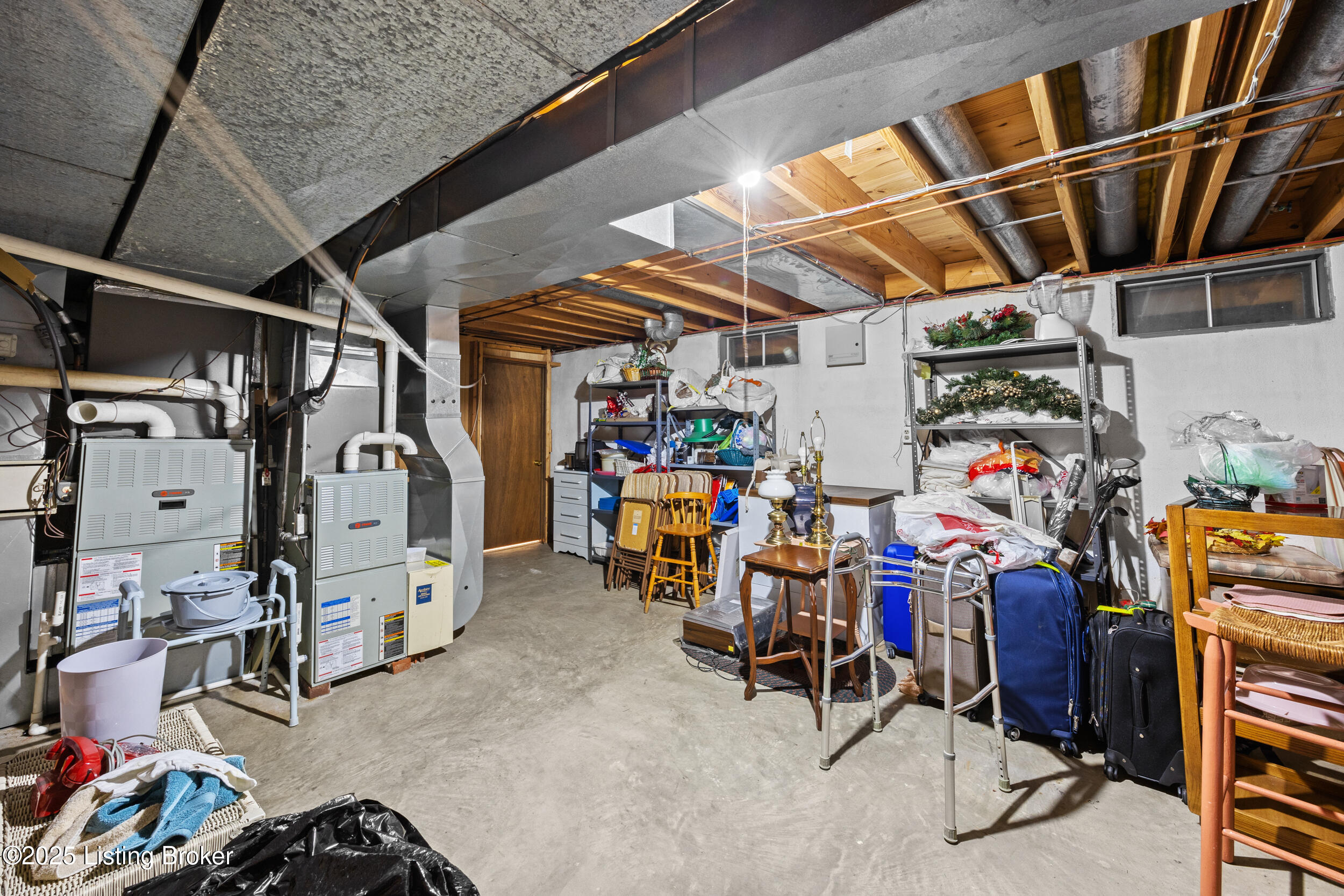 400 Edinburgh Pl, Louisville