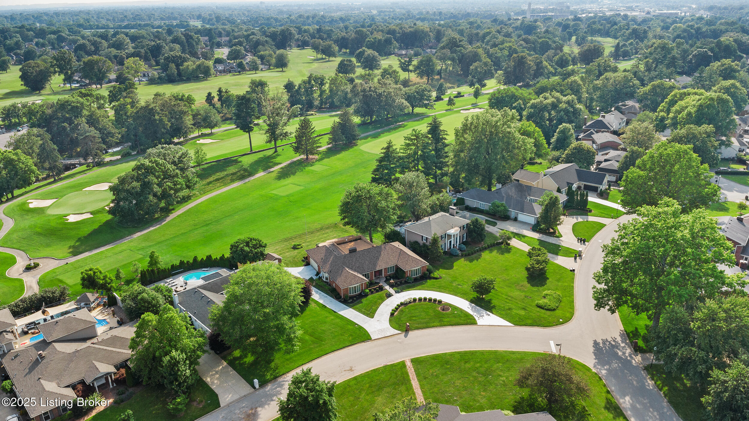 400 Edinburgh Pl, Louisville