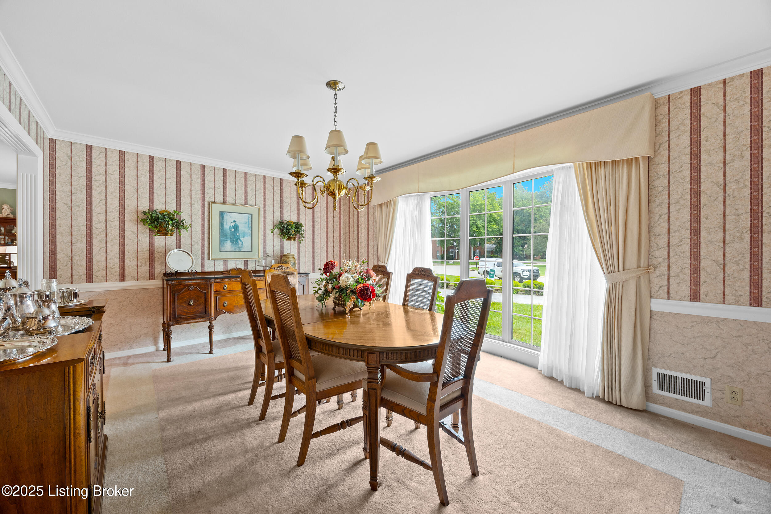 400 Edinburgh Pl, Louisville