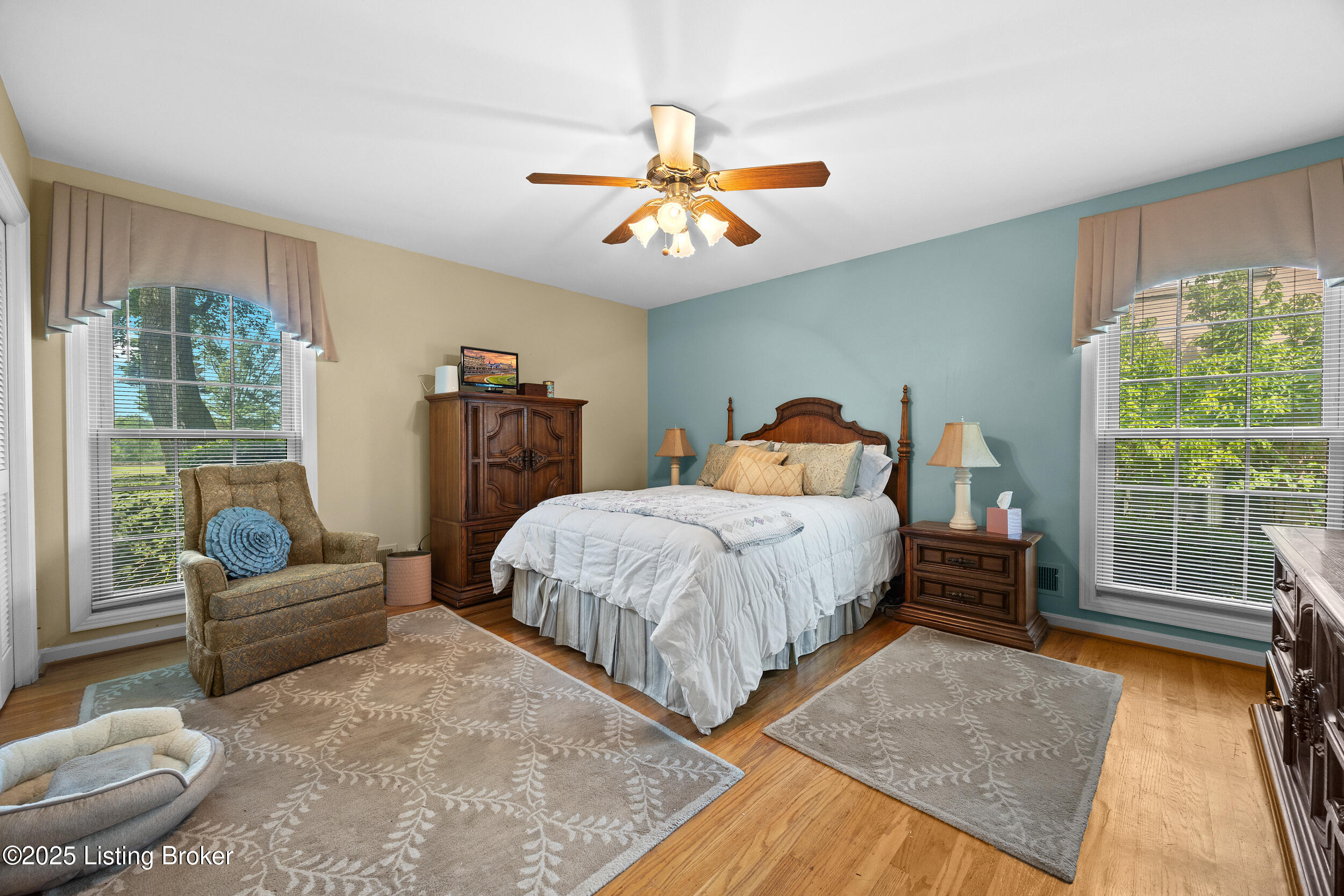 400 Edinburgh Pl, Louisville