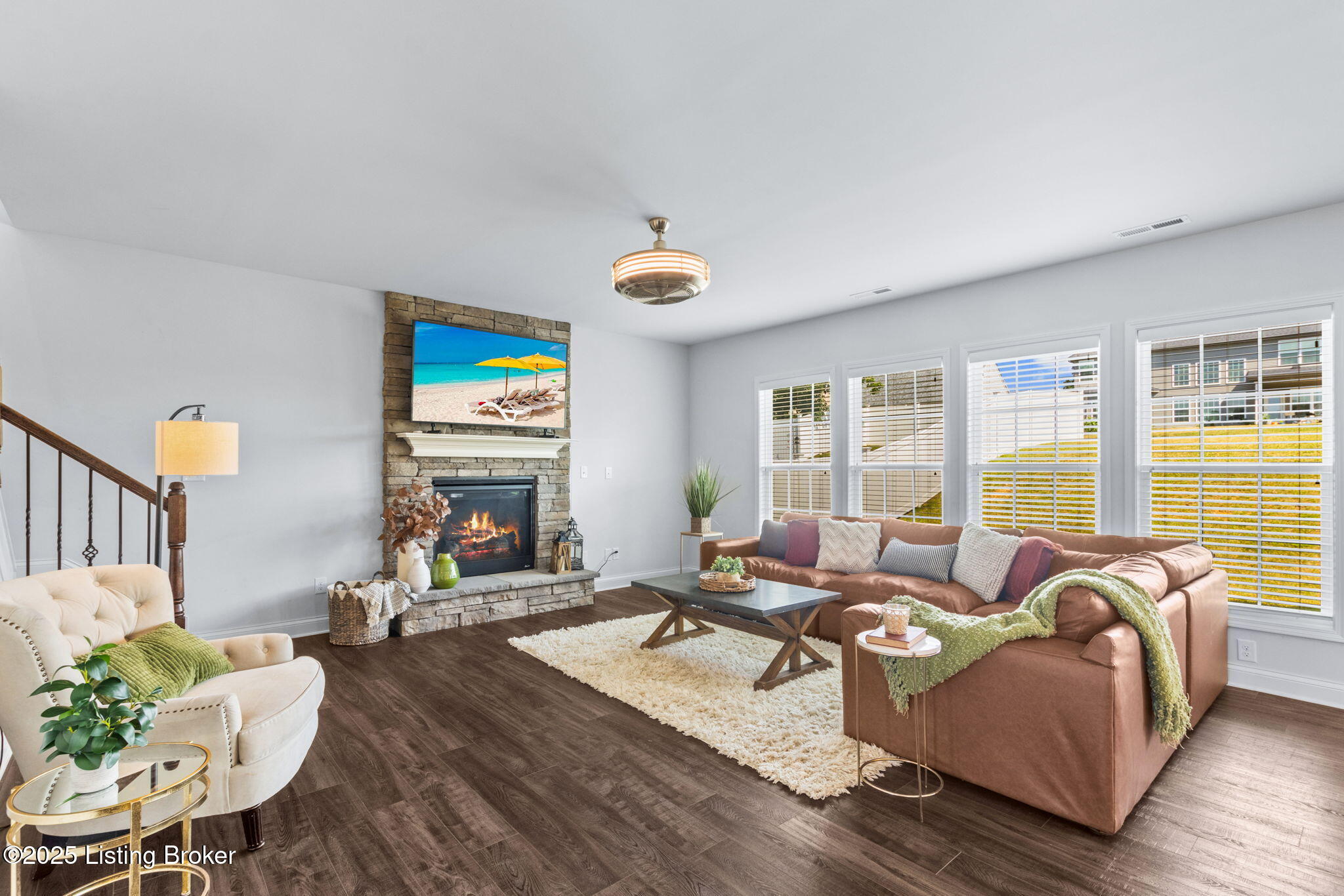 16215 Spitfire Lake
