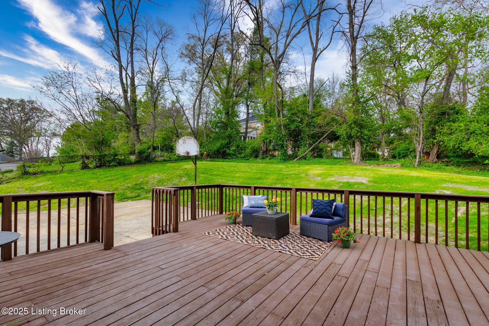 5515 Hempstead Rd