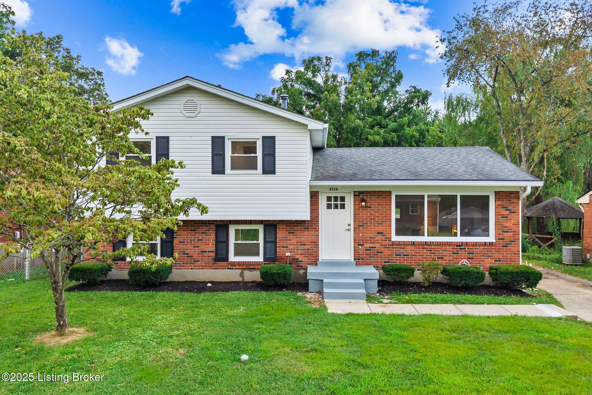 9714 Mary Dell Ln