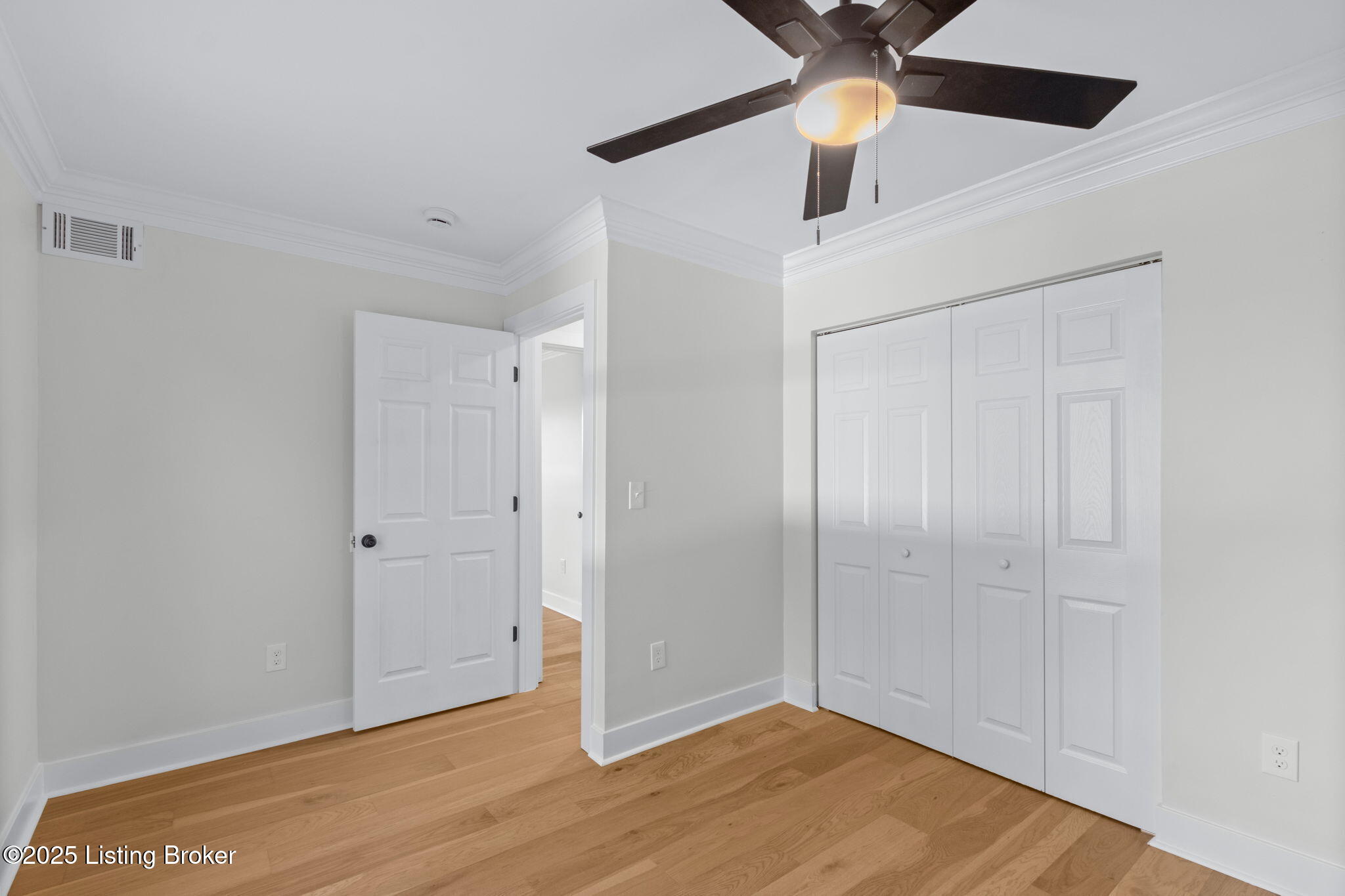 6803 Brownsboro Rd