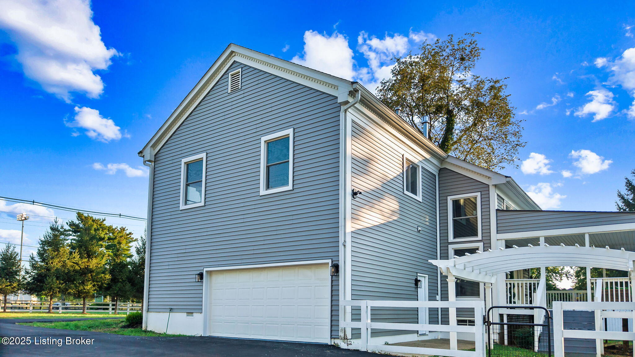 6803 Brownsboro Rd
