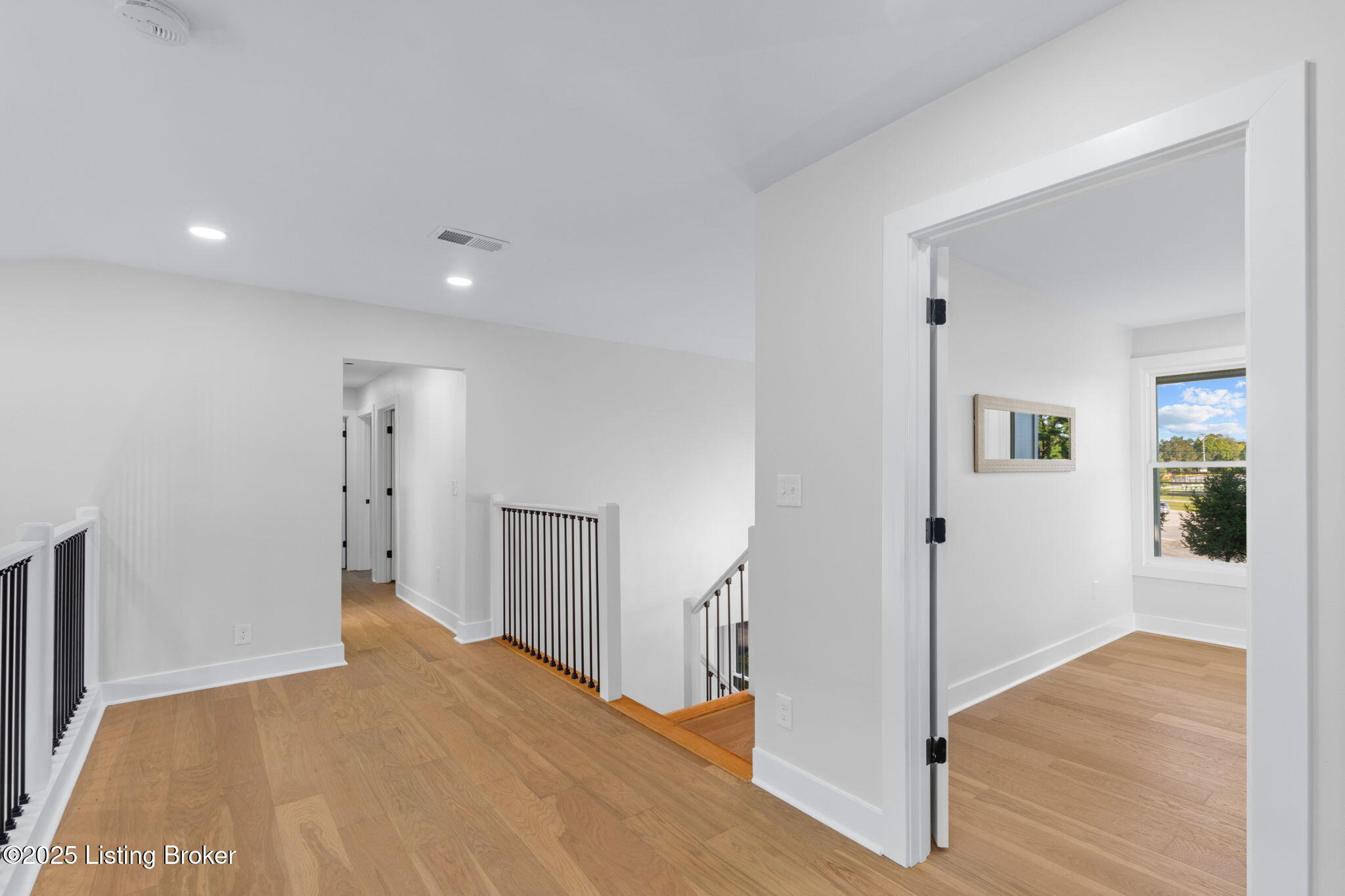 6803 Brownsboro Rd