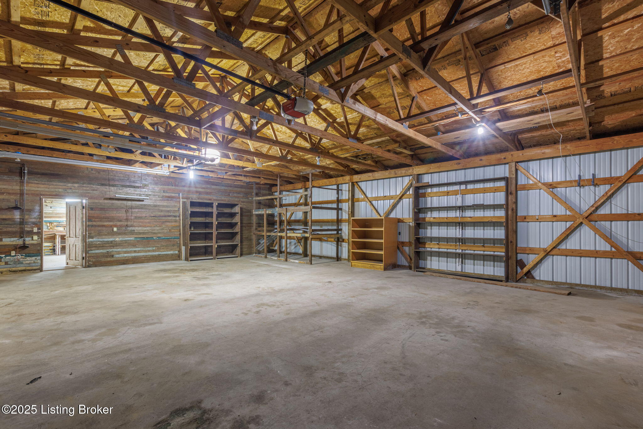 6803 Brownsboro Rd