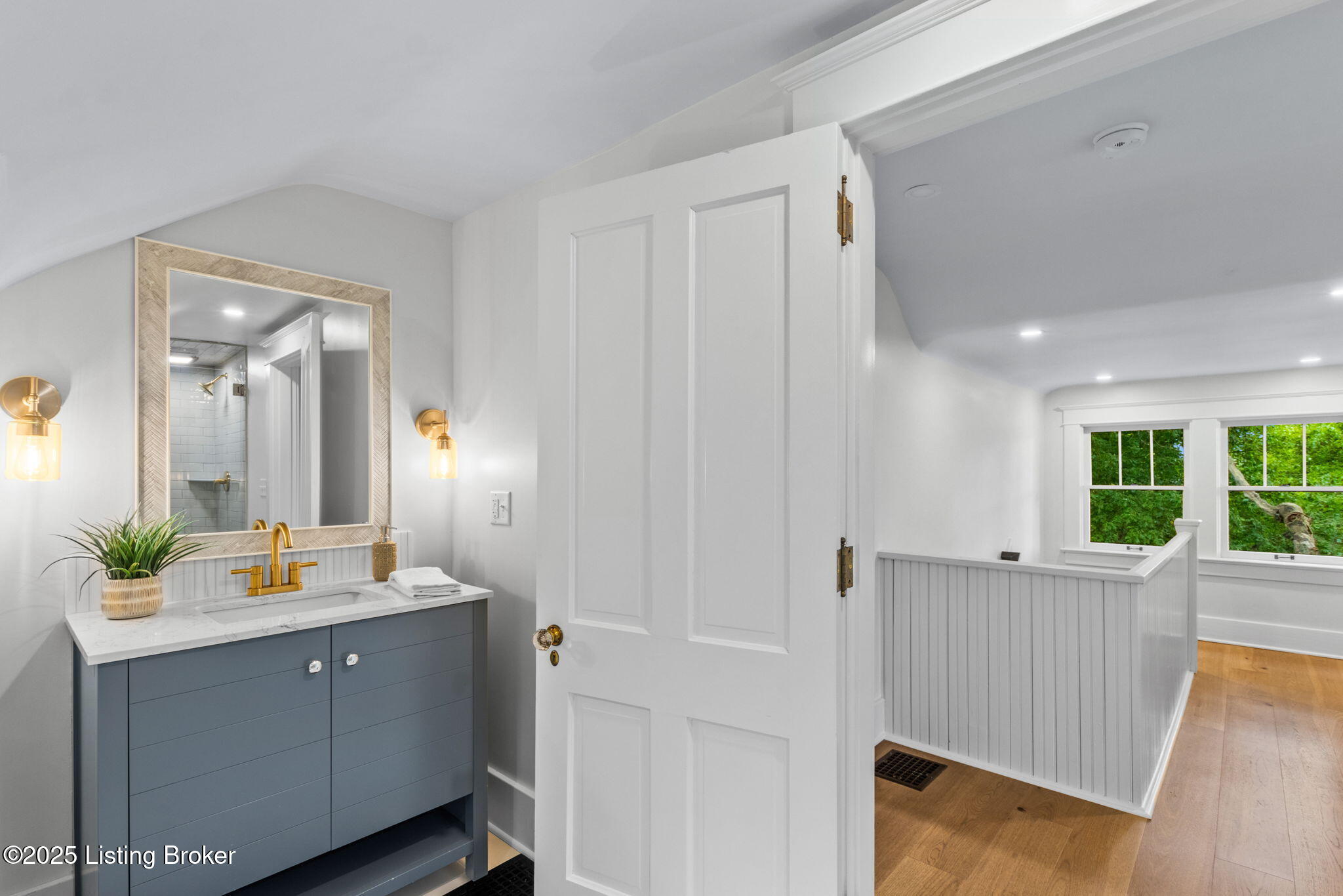 2325 Carolina Ave, Louisville