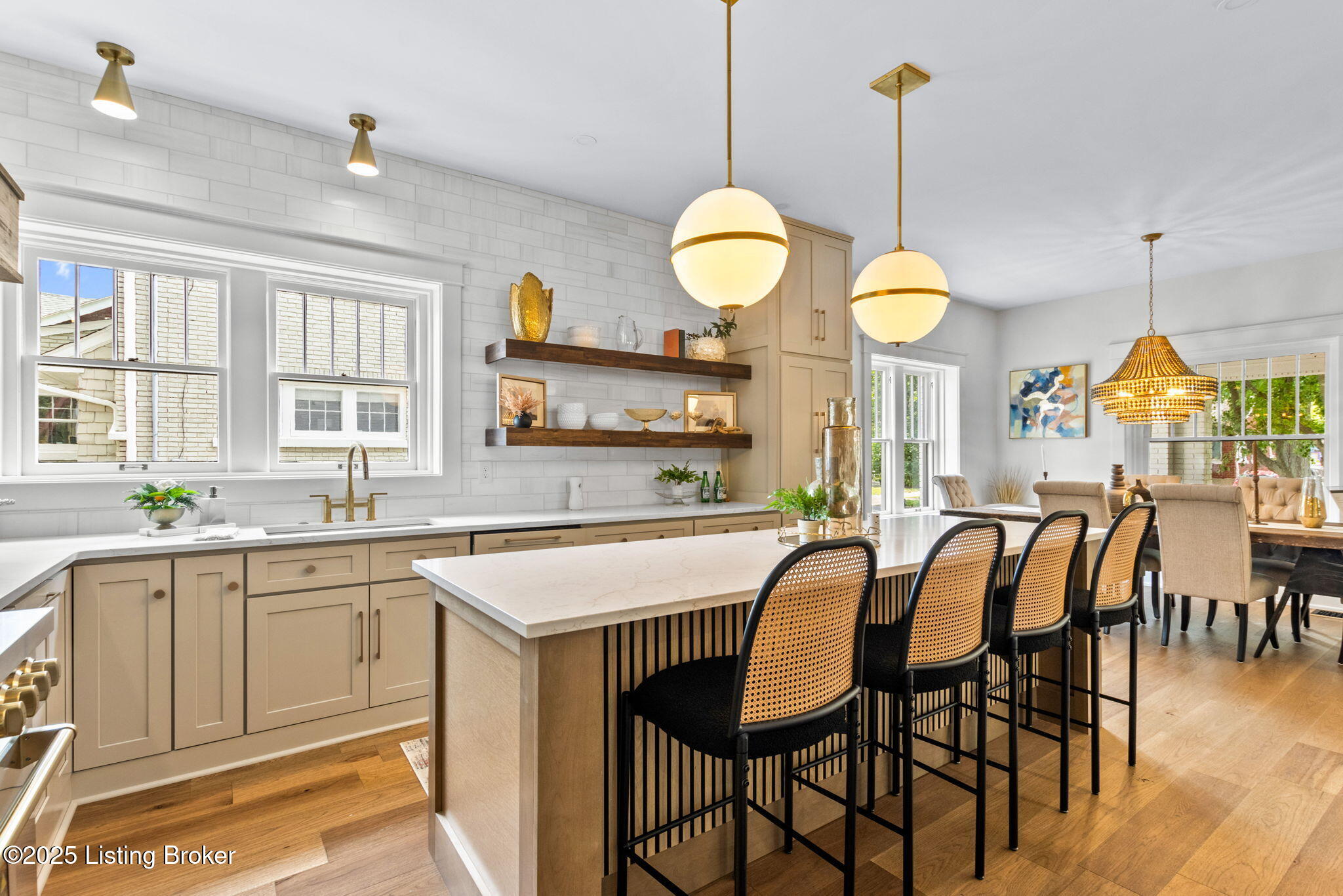 2325 Carolina Ave, Louisville