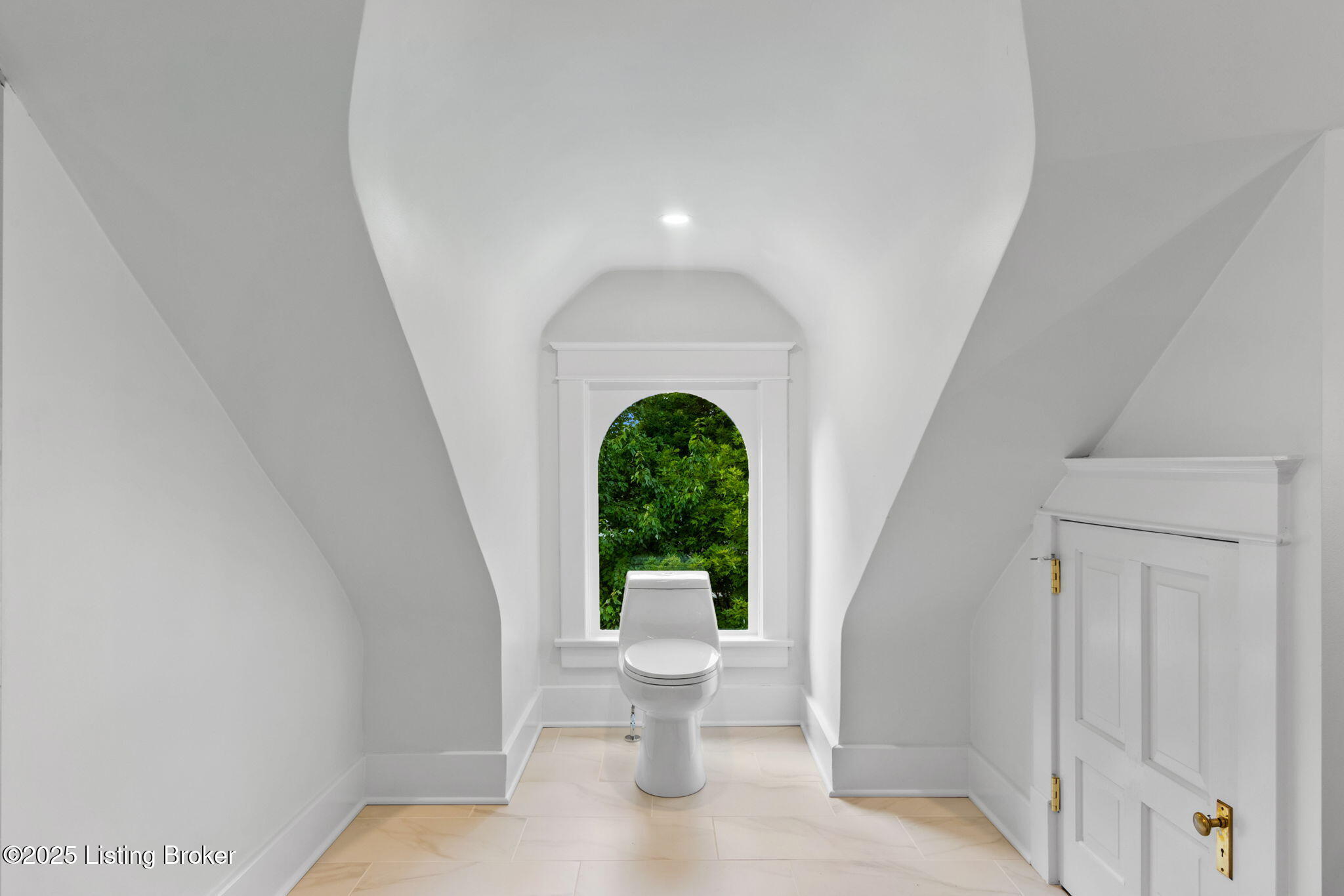 2325 Carolina Ave, Louisville