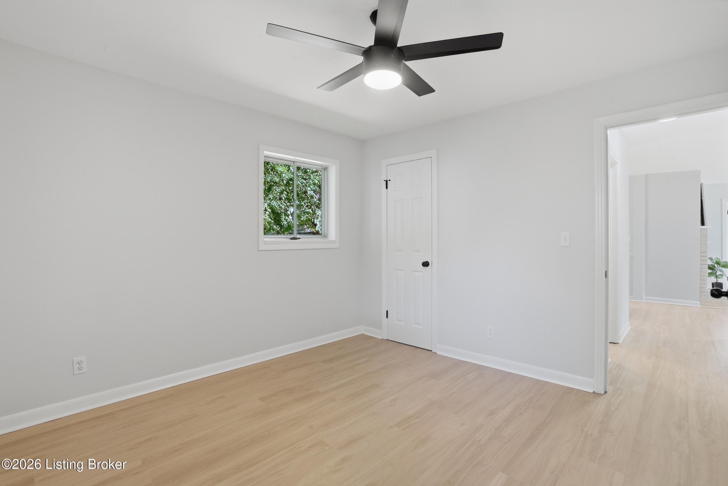 4827 Andalusia Ln