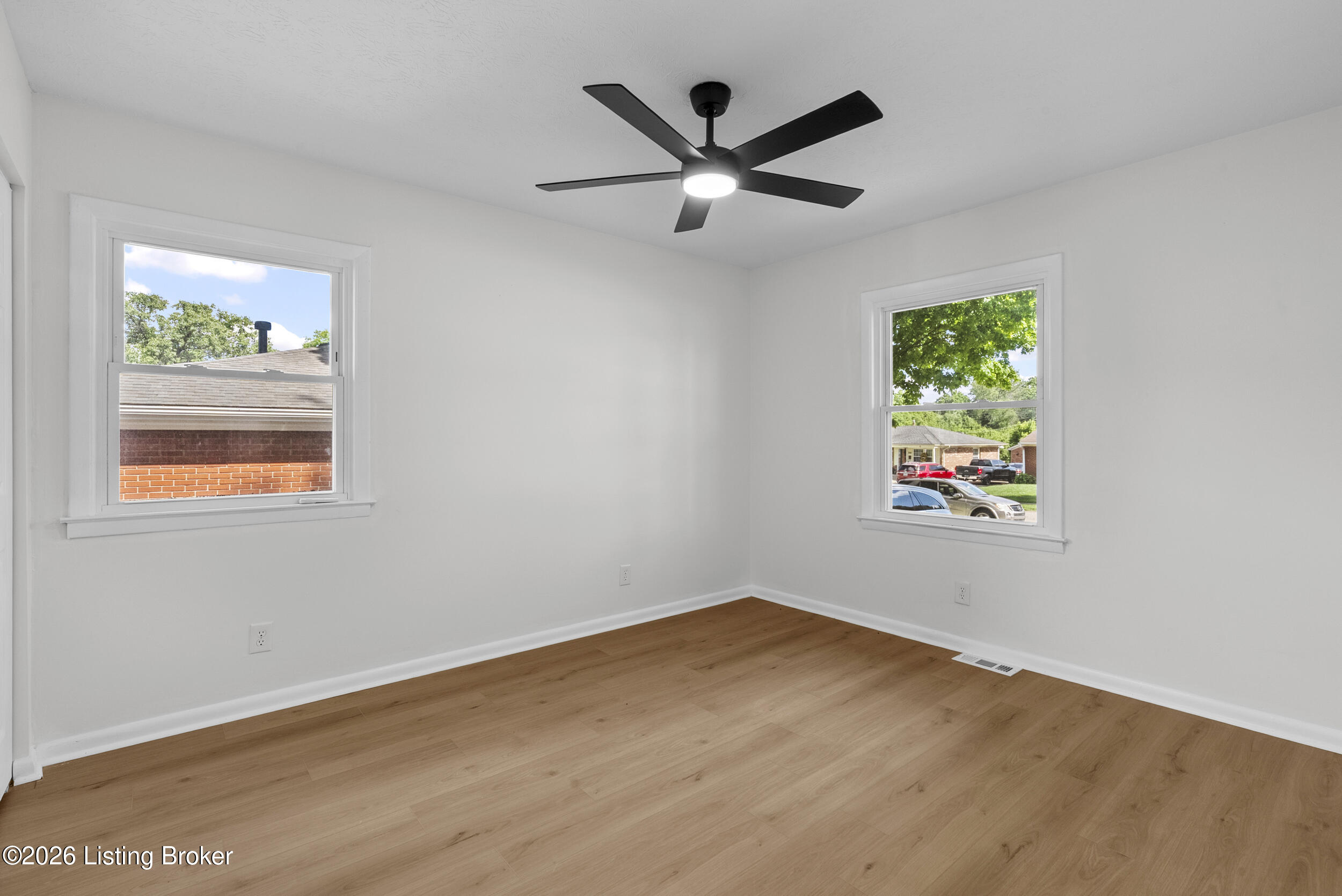 3512 Saint Edwards Dr