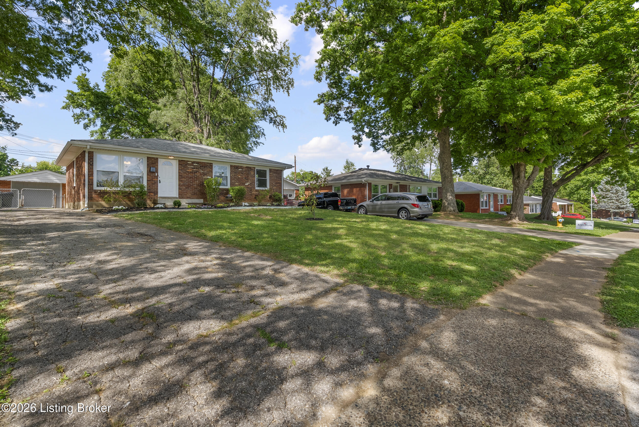 3512 Saint Edwards Dr