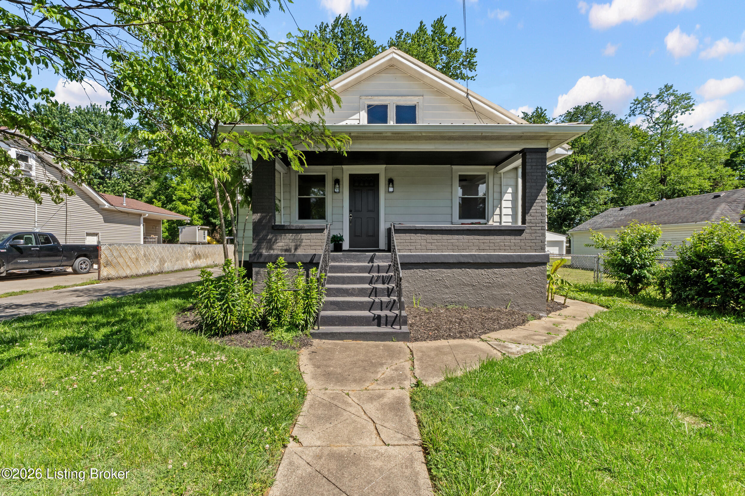 1418 Indiana Ave