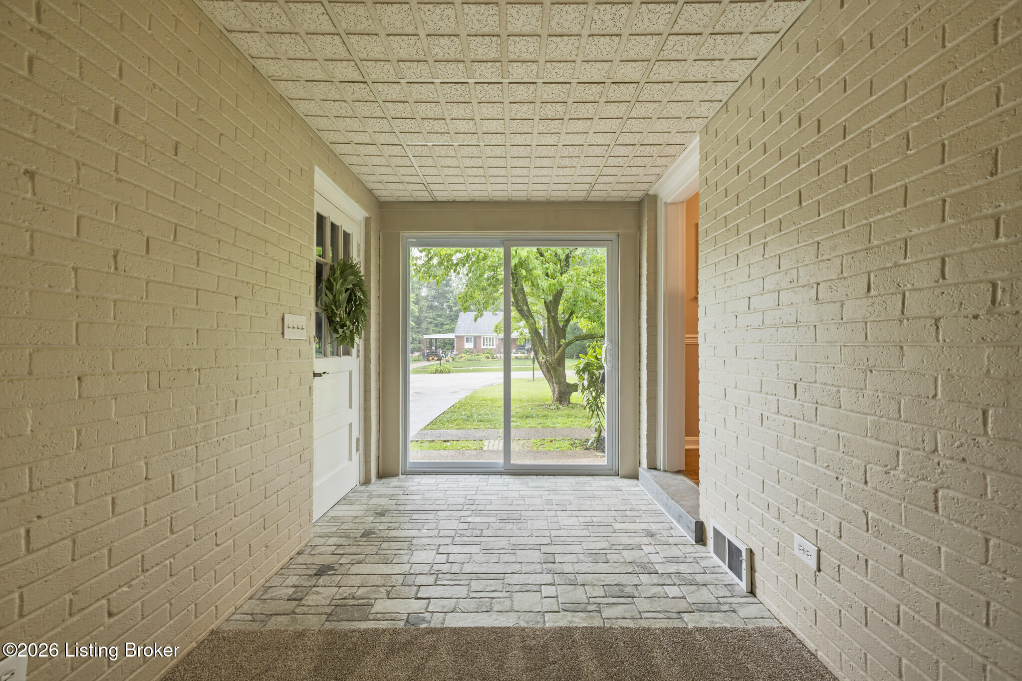 32 Narwood Dr