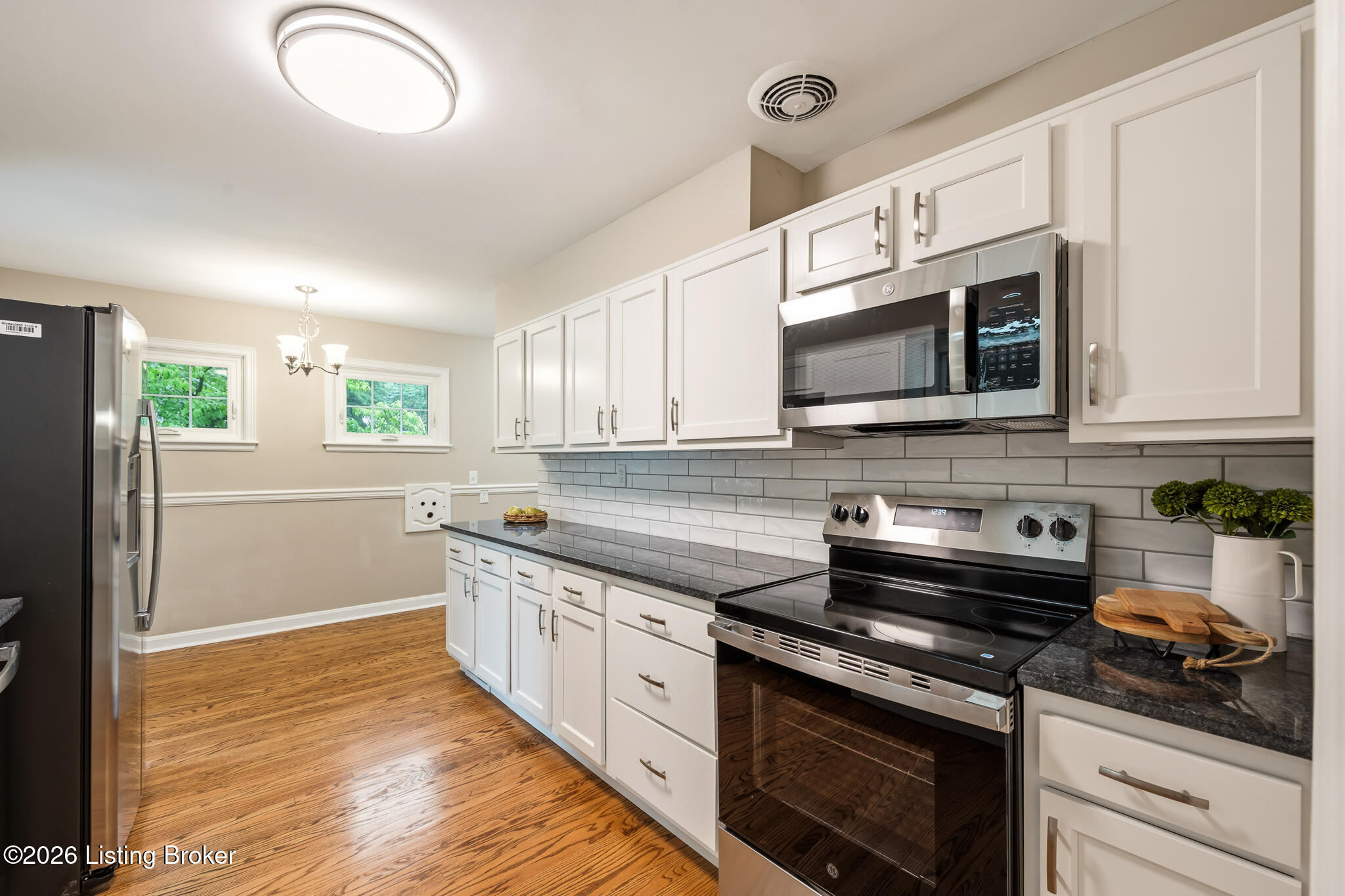 32 Narwood Dr