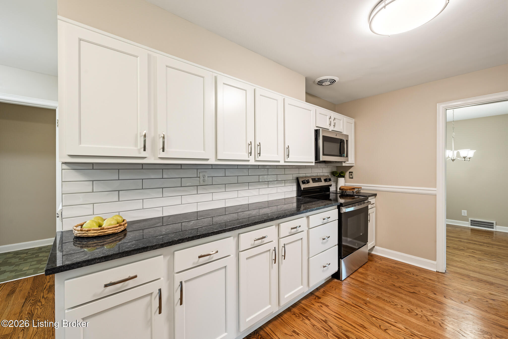32 Narwood Dr