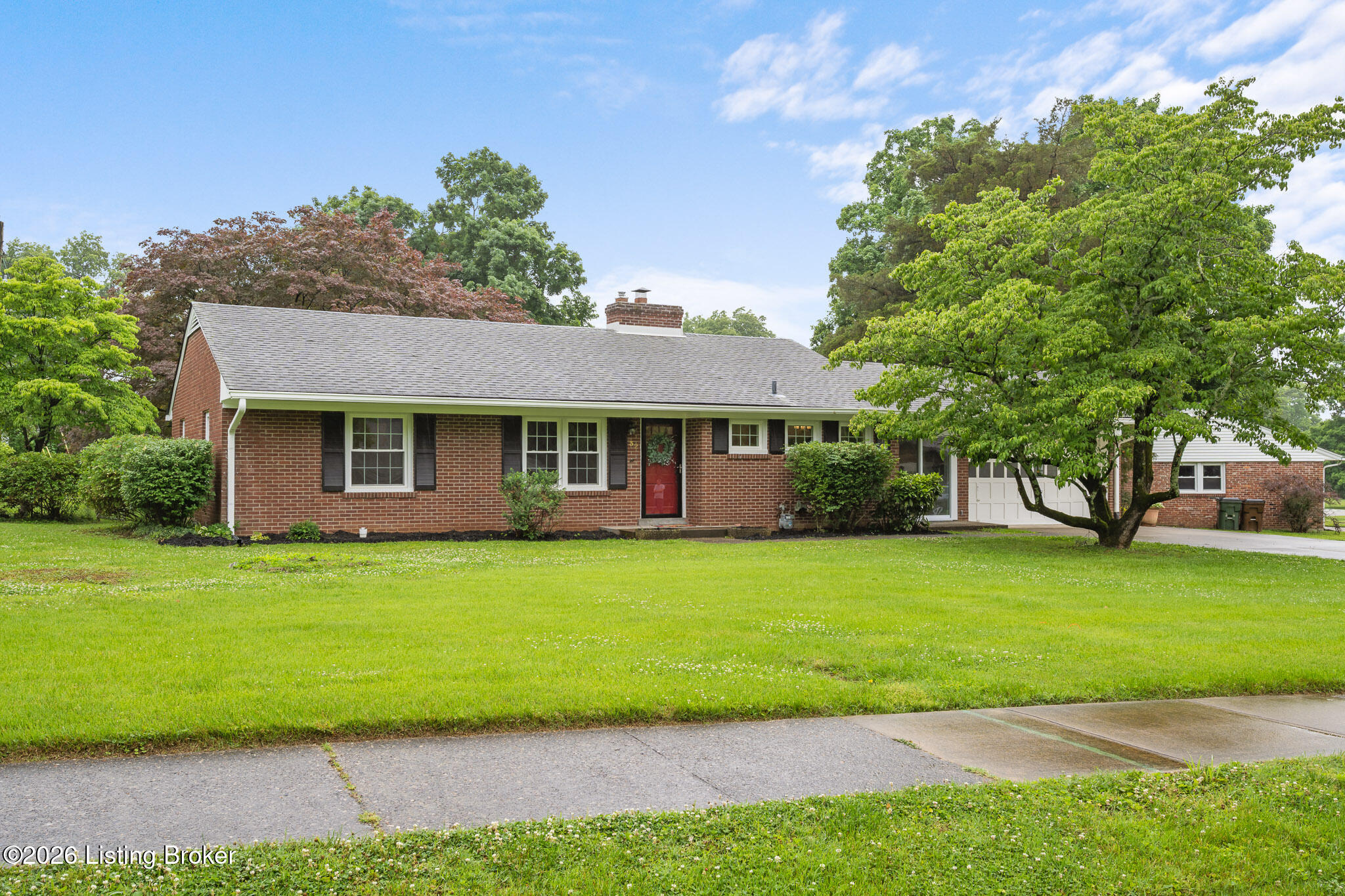 32 Narwood Dr