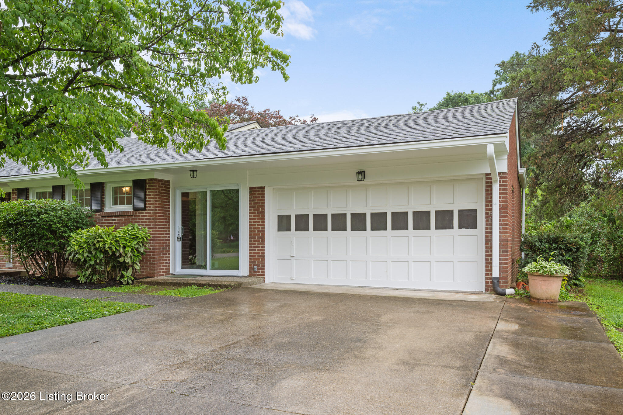 32 Narwood Dr