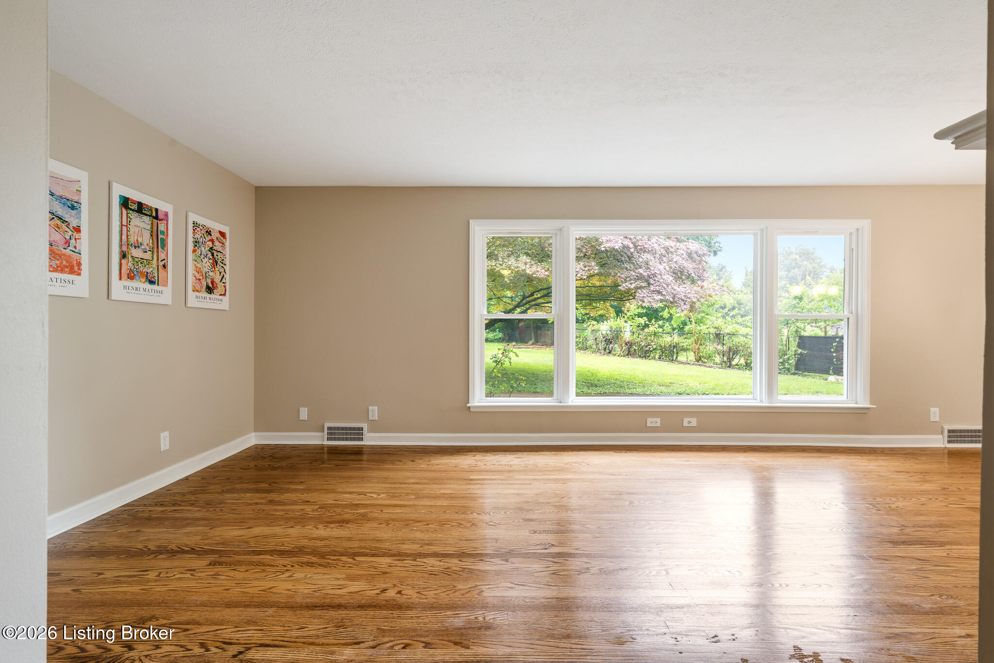 32 Narwood Dr