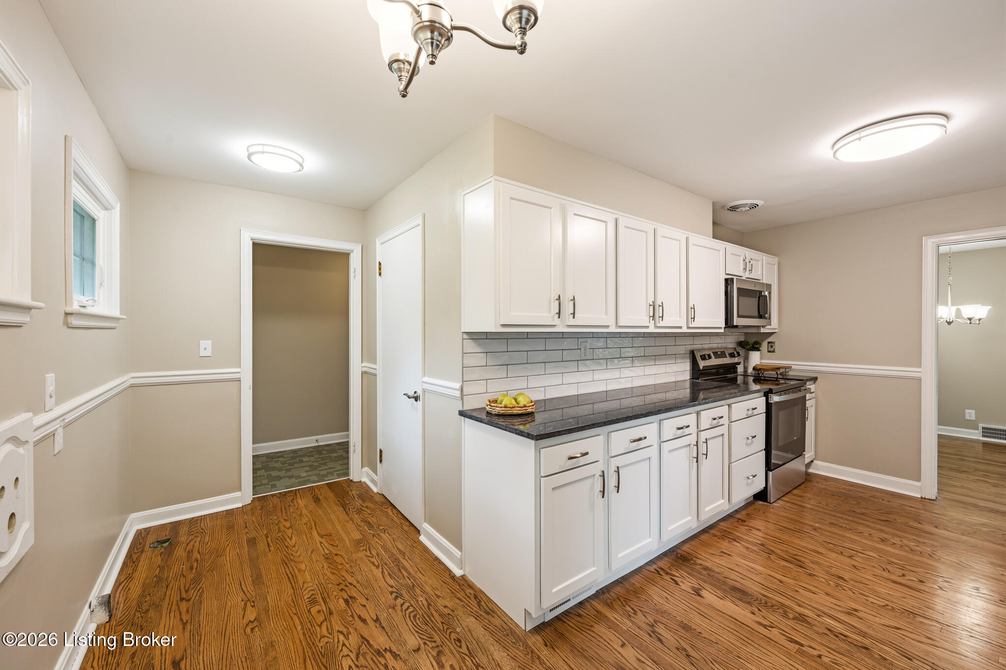 32 Narwood Dr