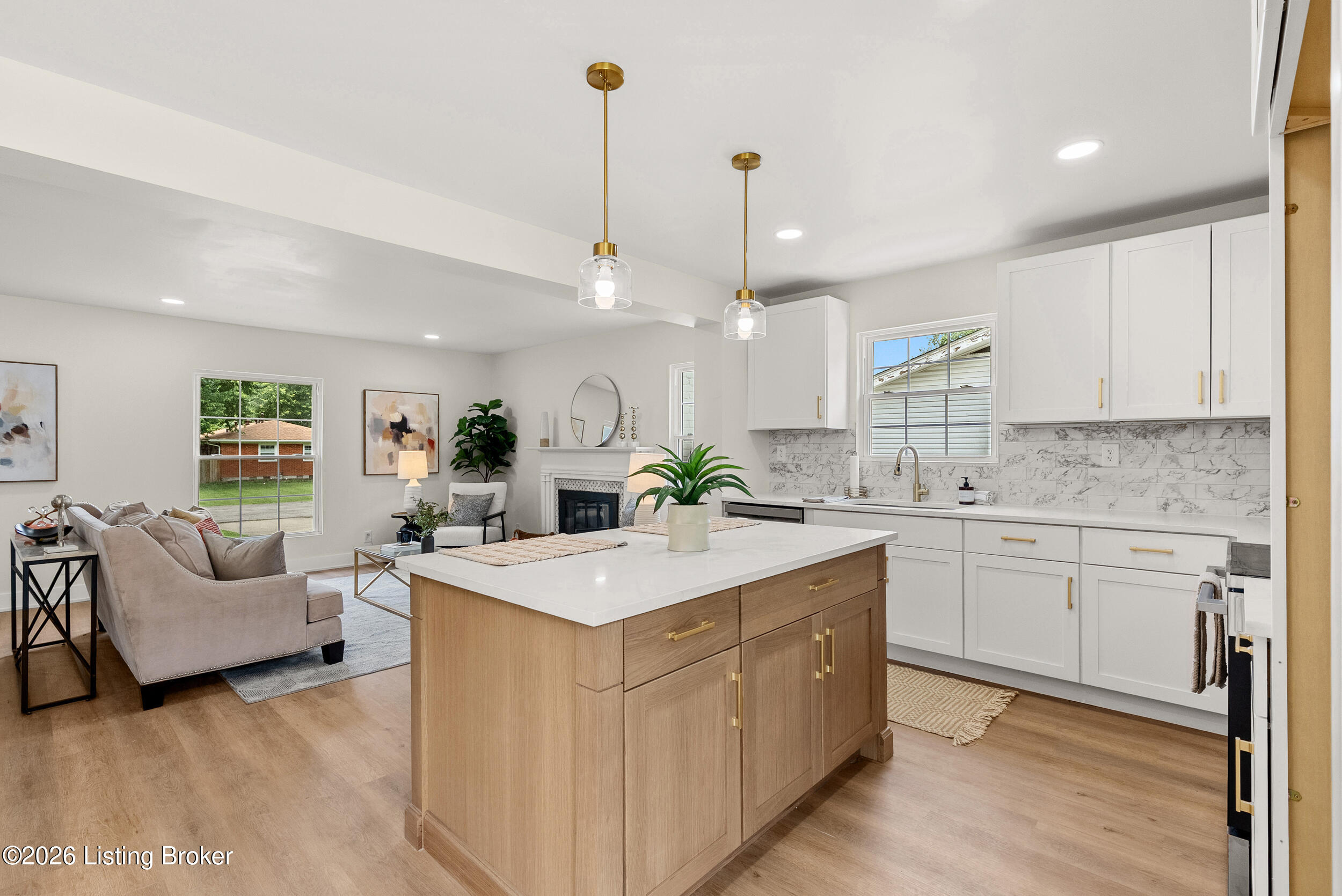 6817 Green Meadow Cir