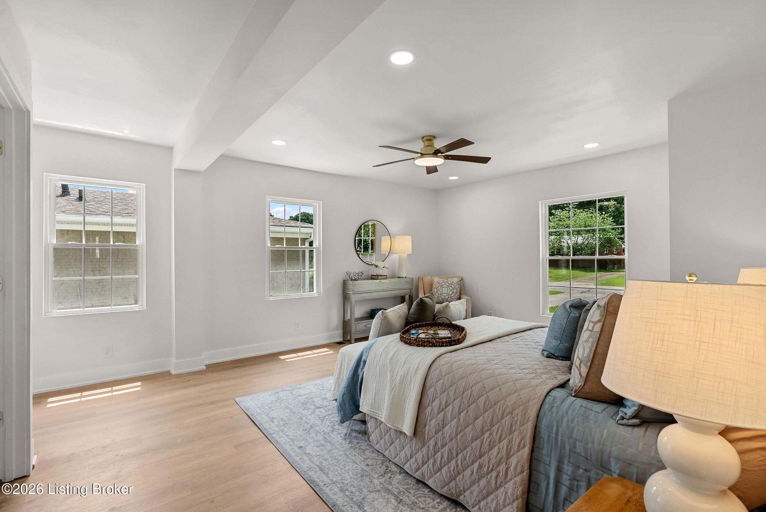 6817 Green Meadow Cir