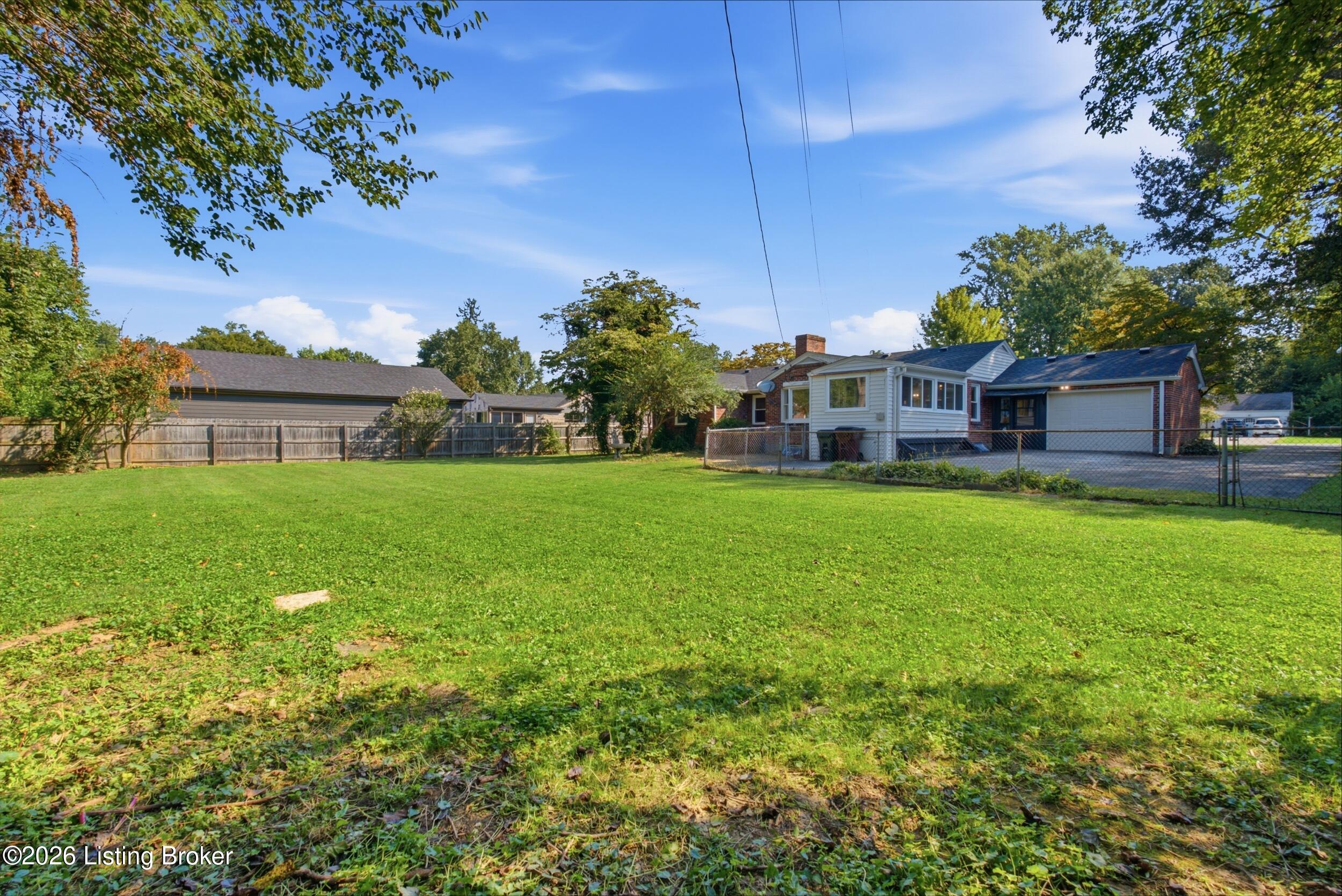 204 N Chadwick Rd