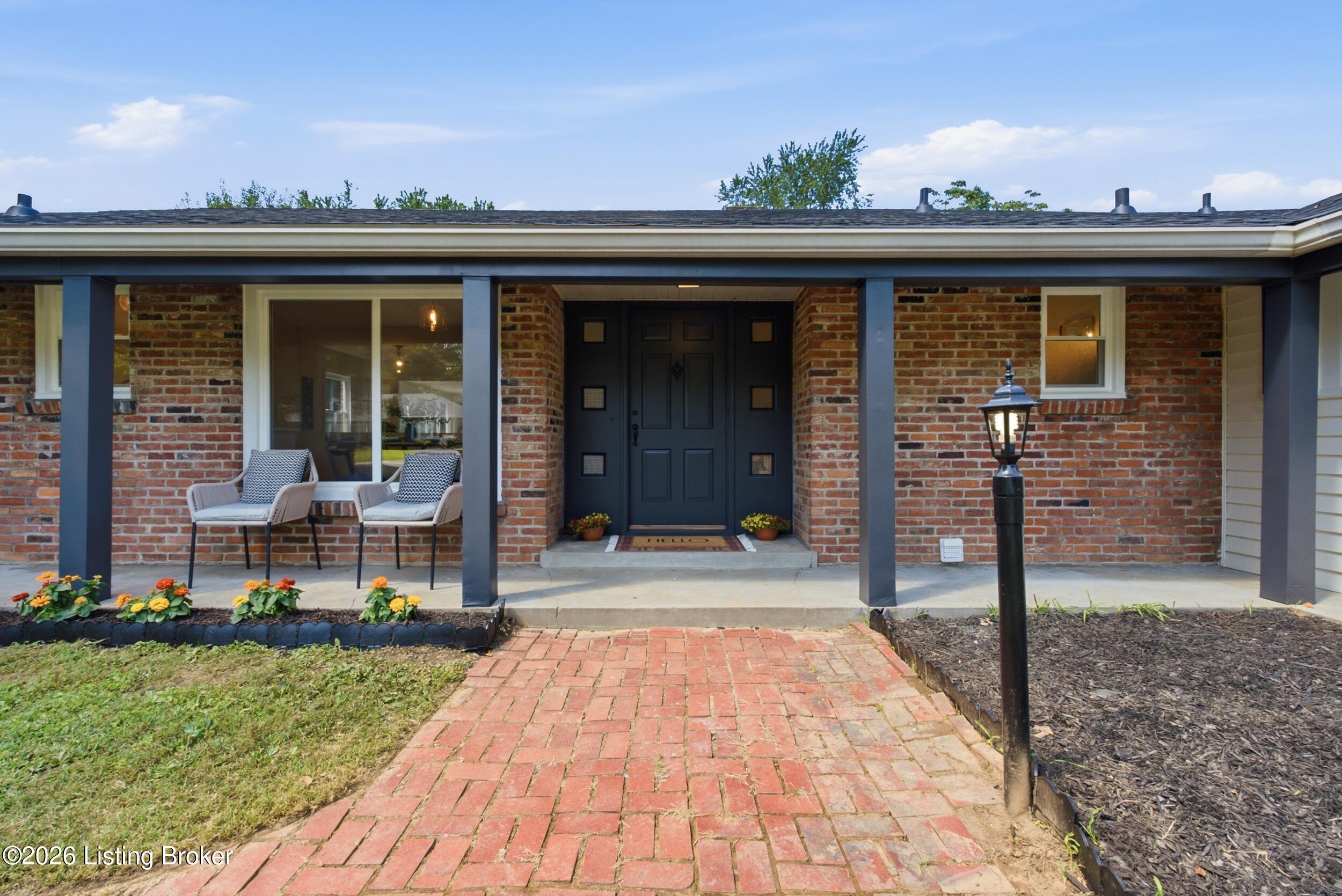204 N Chadwick Rd