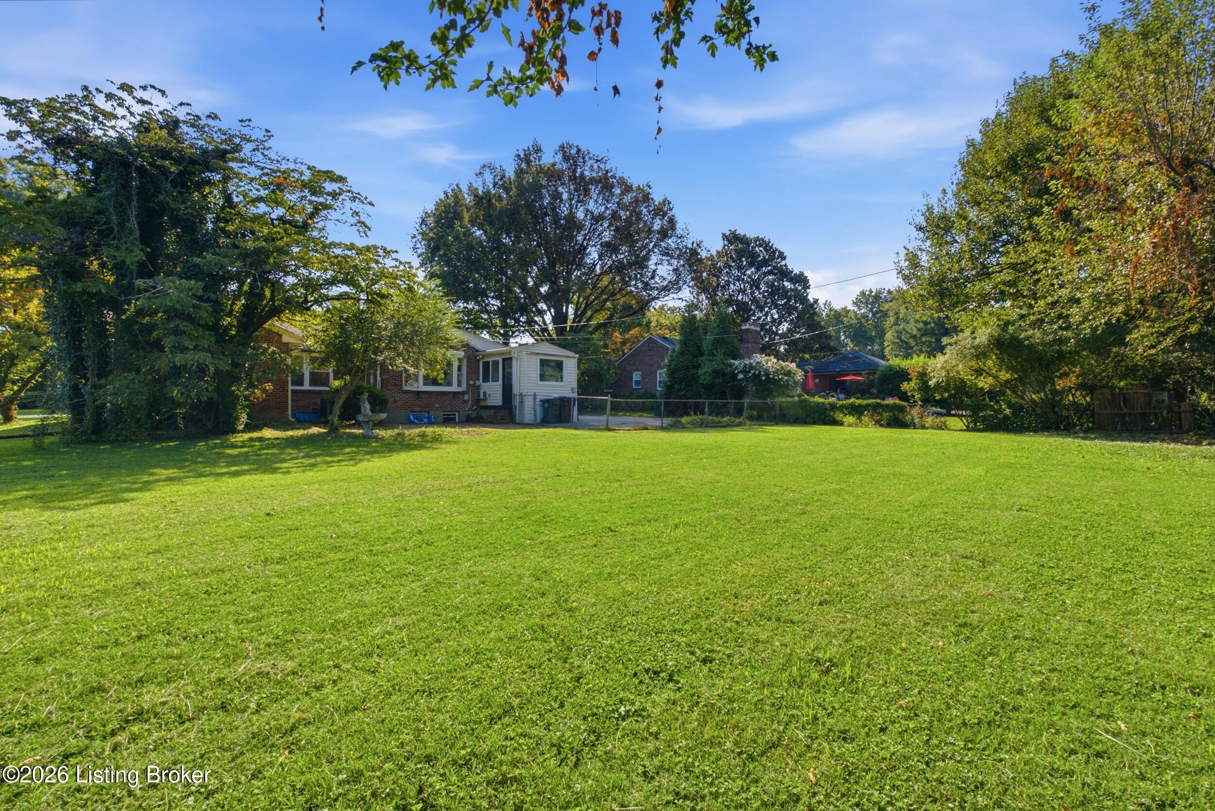 204 N Chadwick Rd
