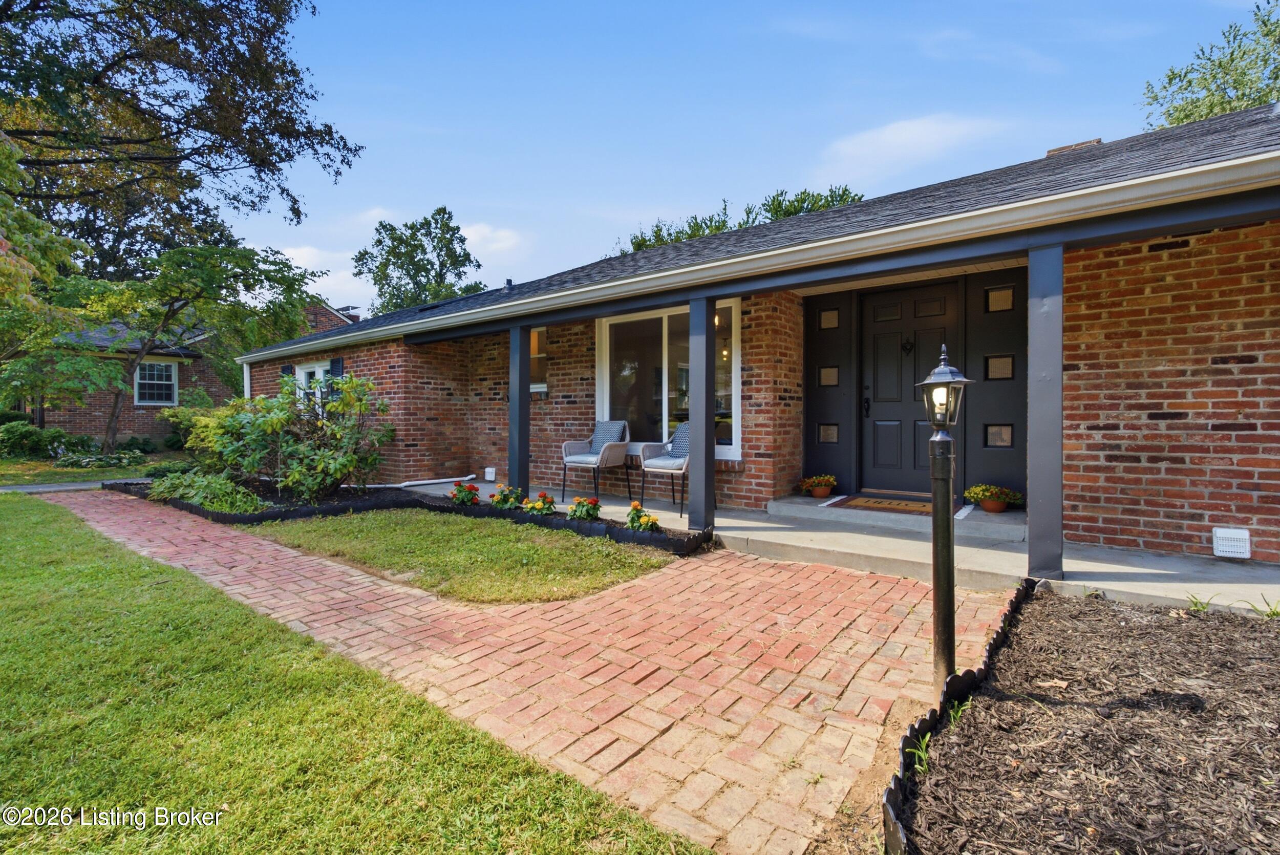 204 N Chadwick Rd