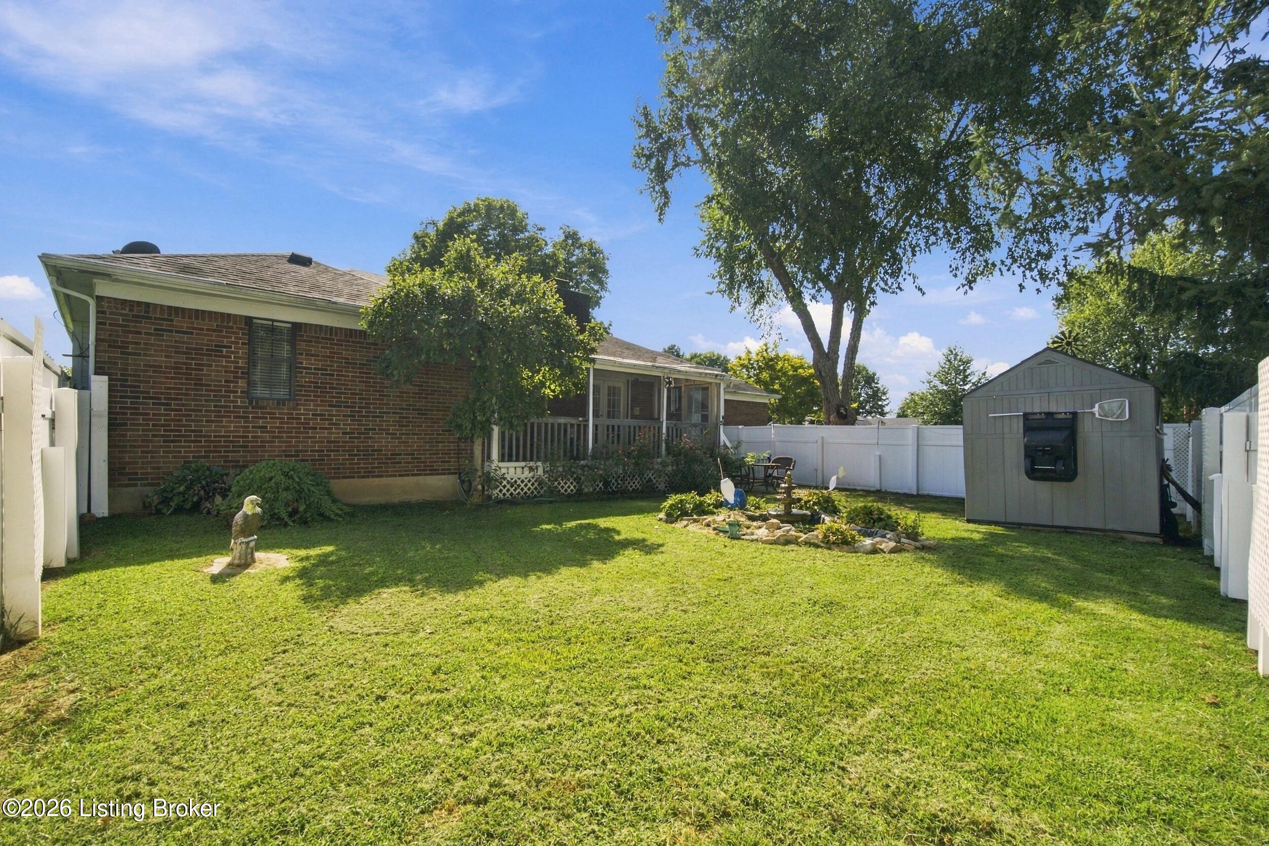 1318 Worth Ave