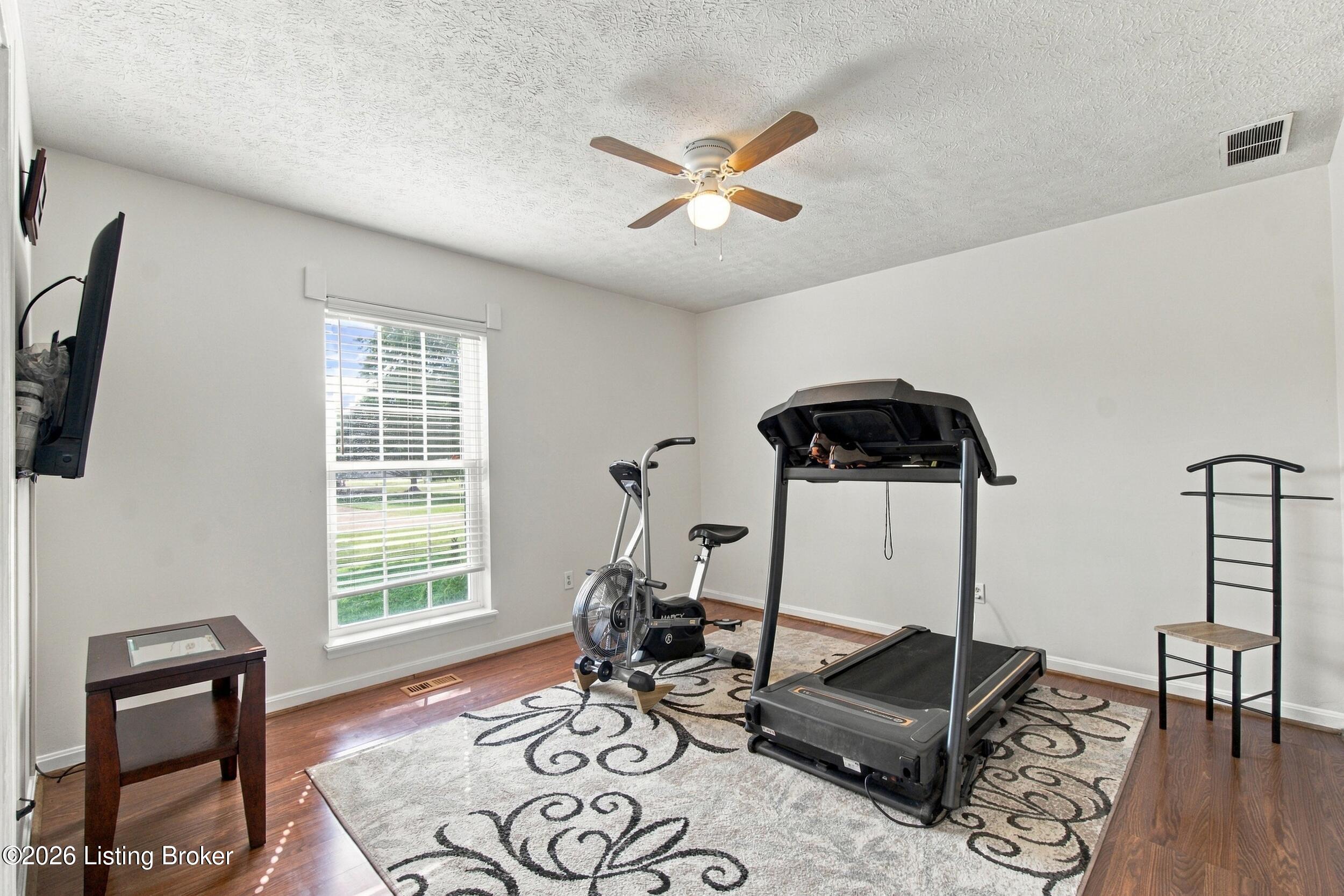 1318 Worth Ave