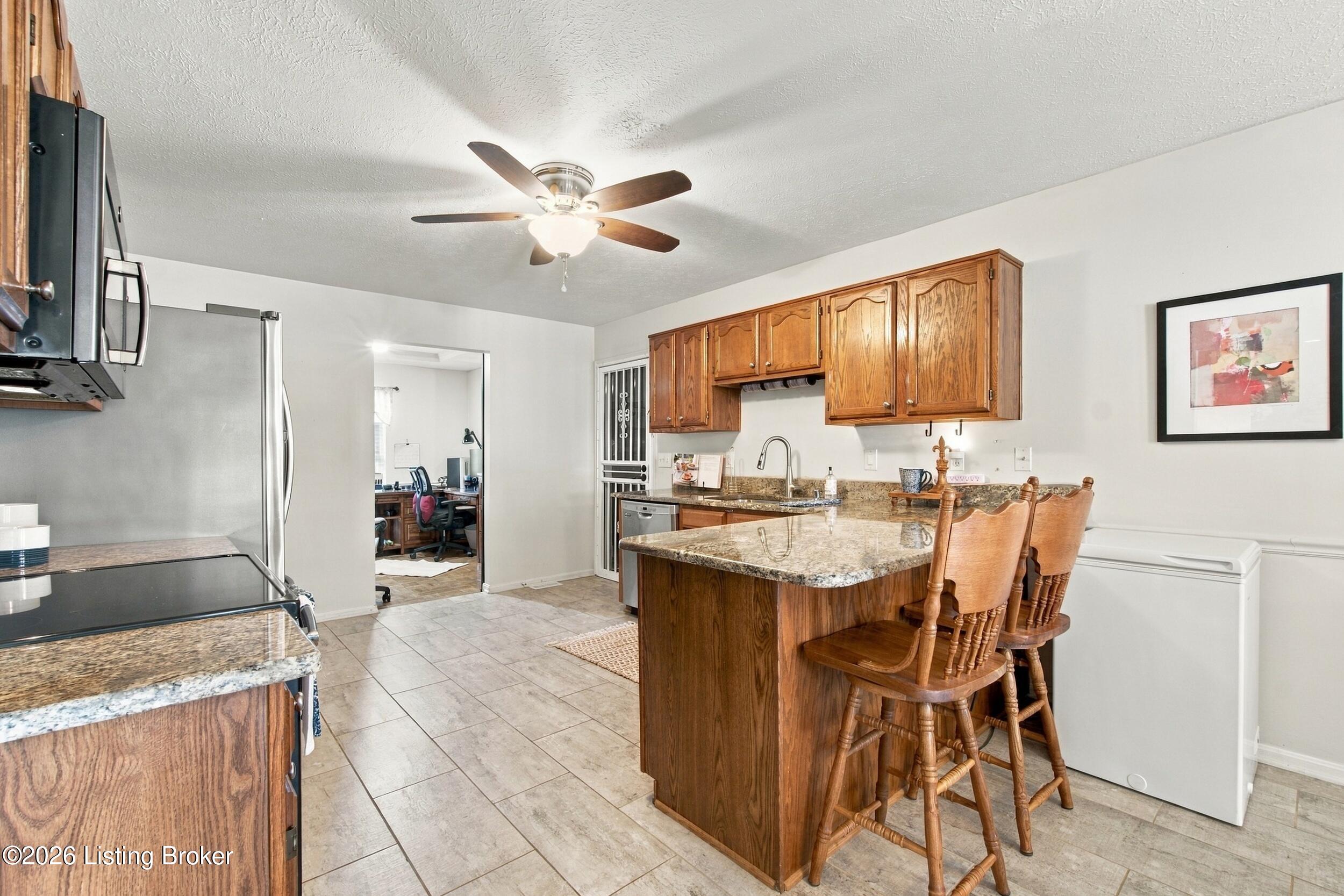 1318 Worth Ave