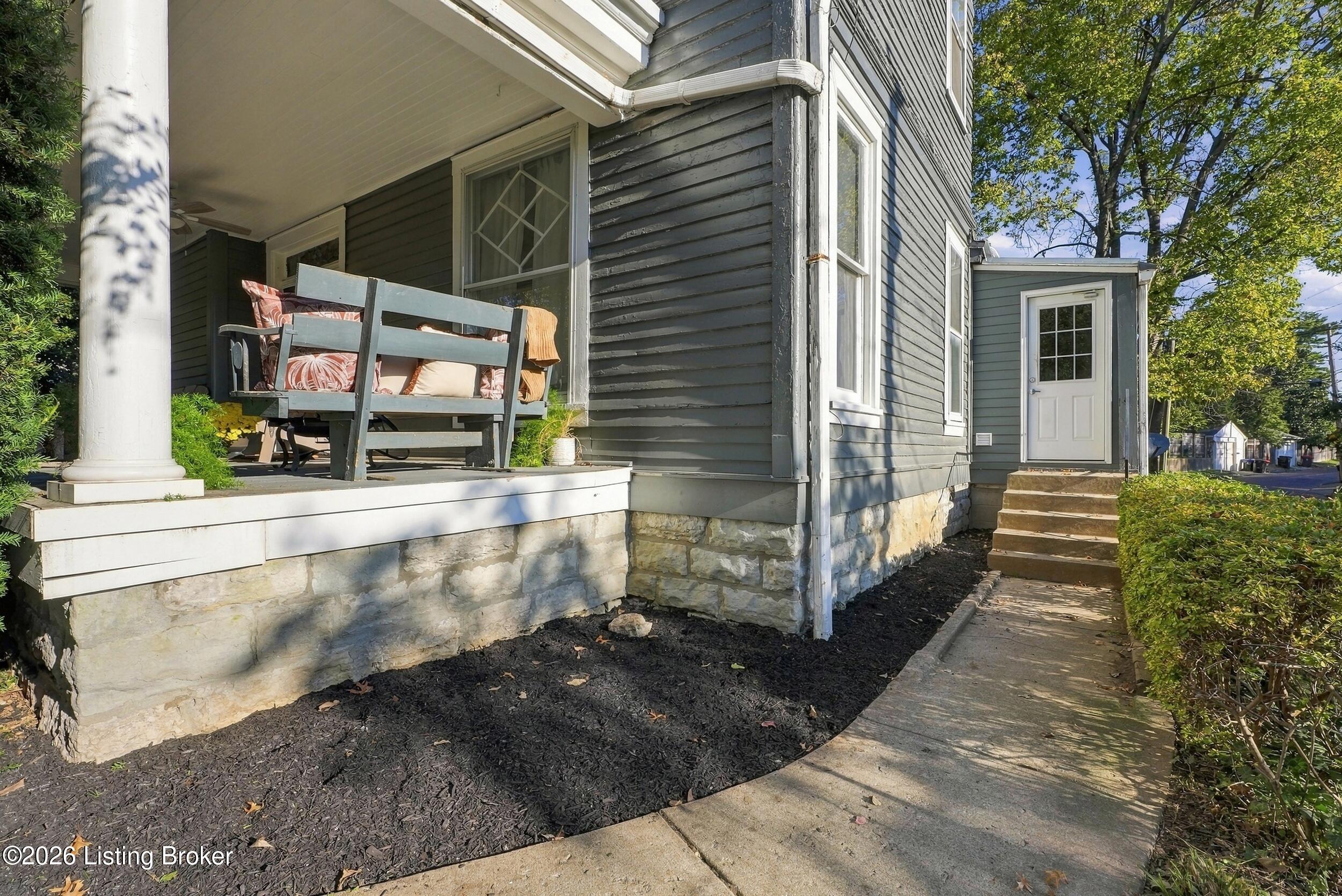 1319 Willow Ave