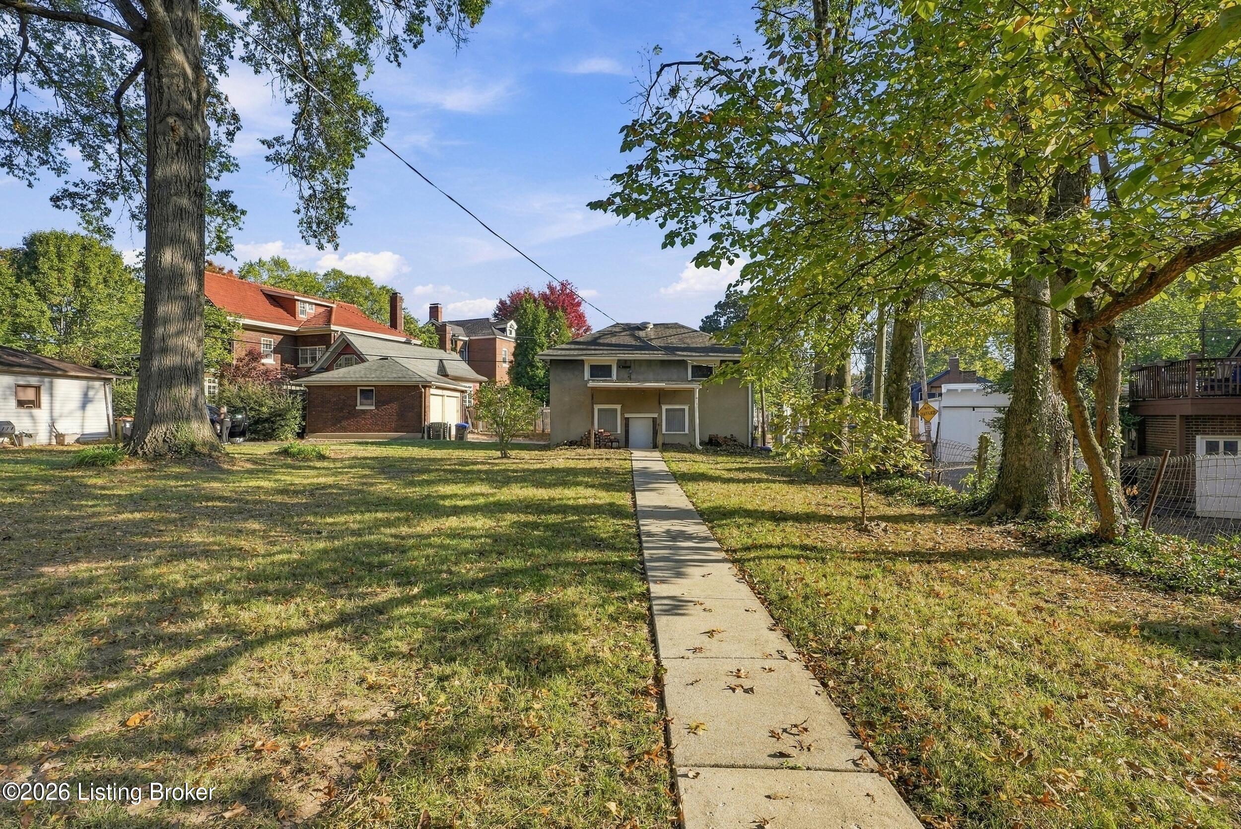 1319 Willow Ave