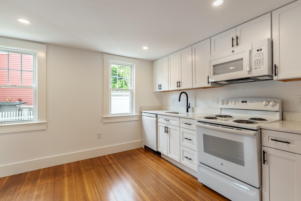 6 King Street # 2