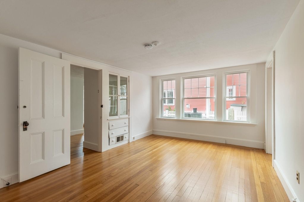 6 King Street # 2