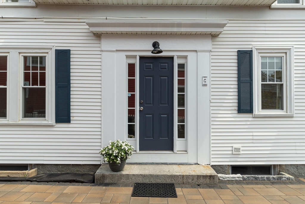 6 King Street # 2