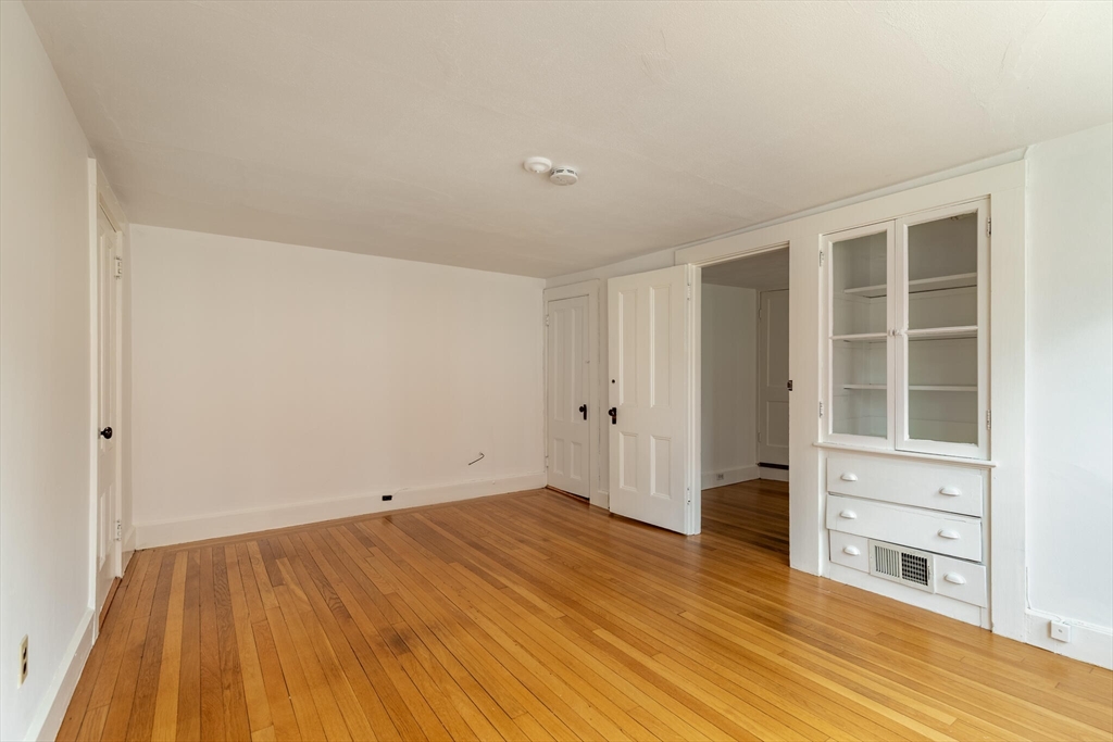 6 King Street # 2