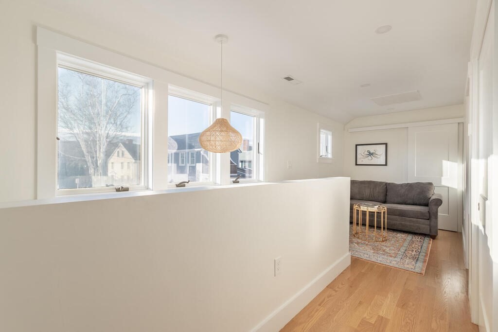 6 King Street # 3