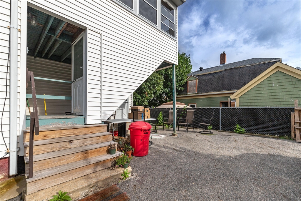5 Oak Street