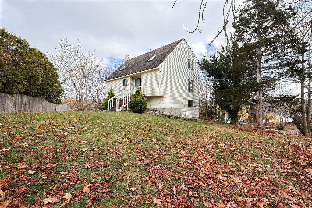21 Shore Hill Rd