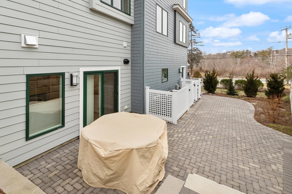 43B Cliff Road # B