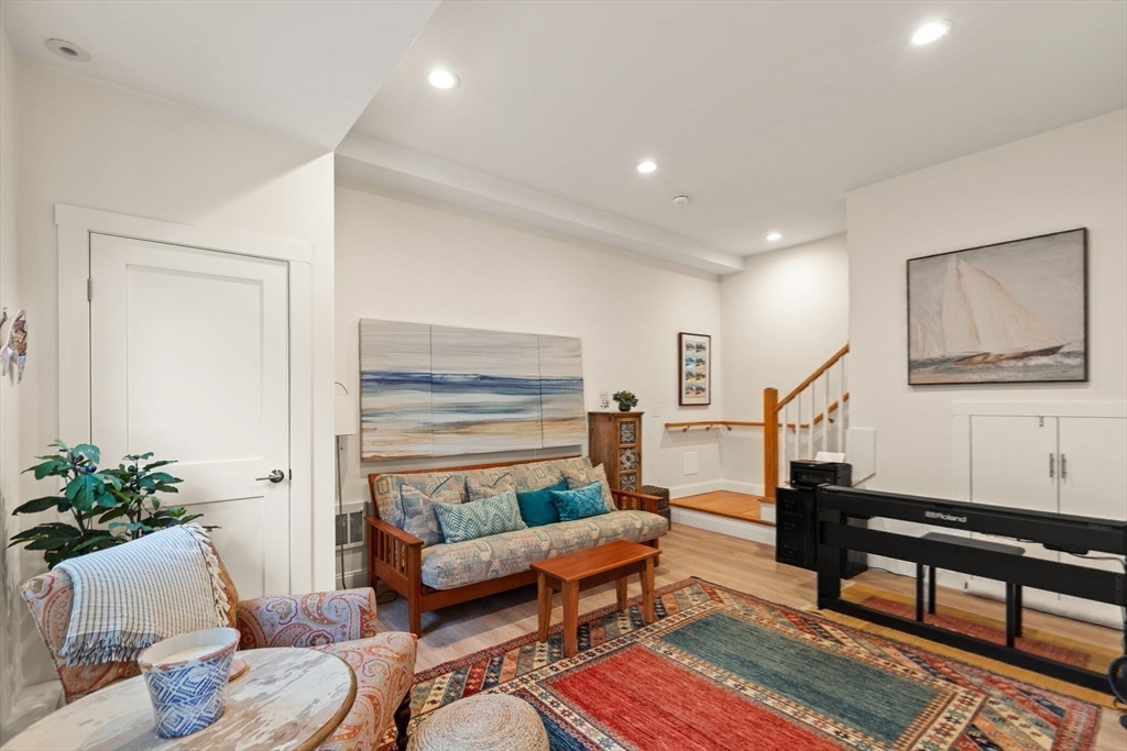 43B Cliff Road # B