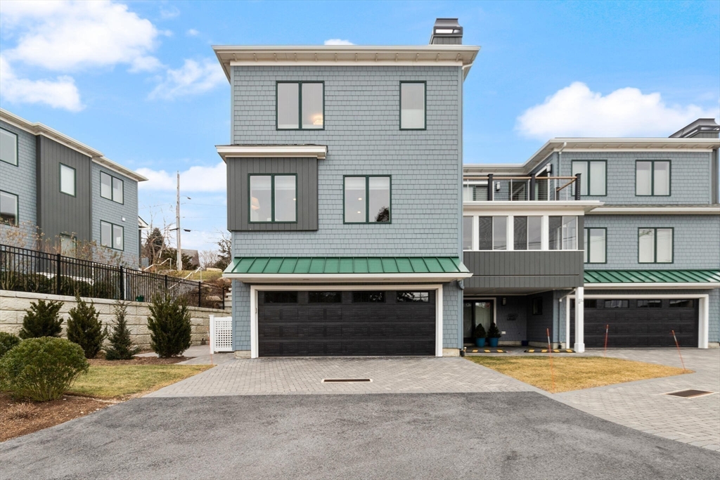 43B Cliff Road # B