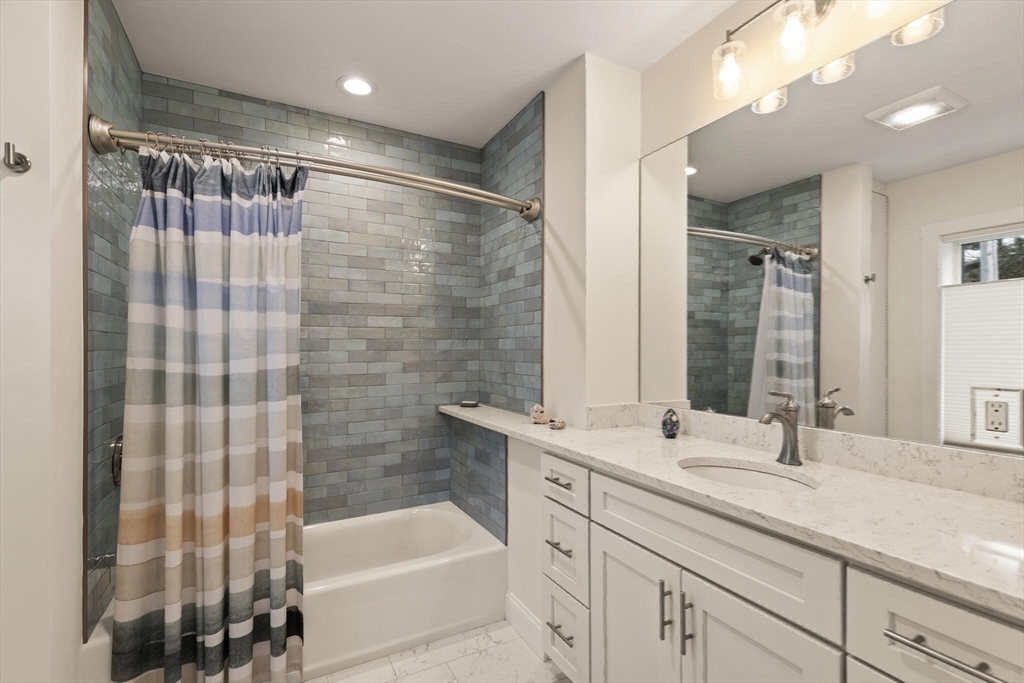 43B Cliff Road # B